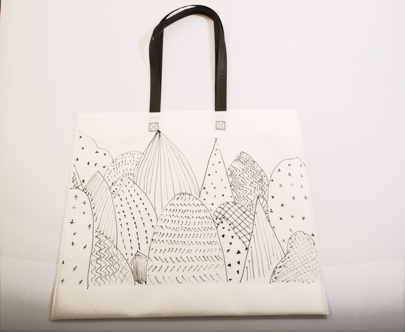 Пакет с петлевой ручкой